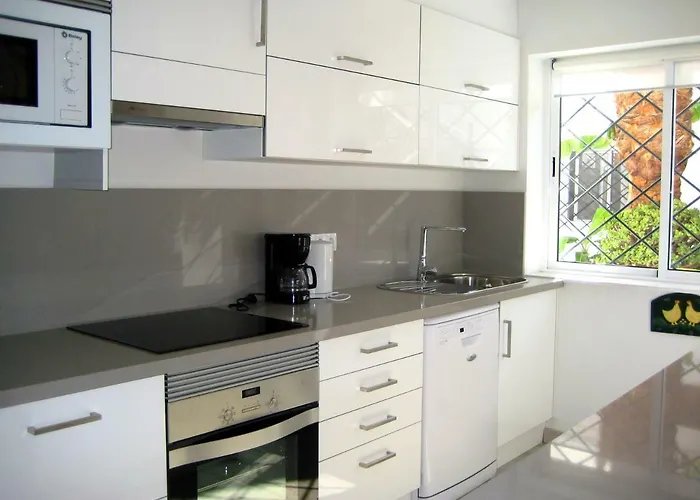 Lacy Golf Apartments (Adults Only)